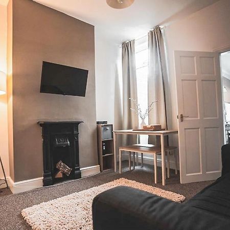 Cosy Affordable Digs Near Coventry City Centre Sleeps5 With Free Parking Exterior photo